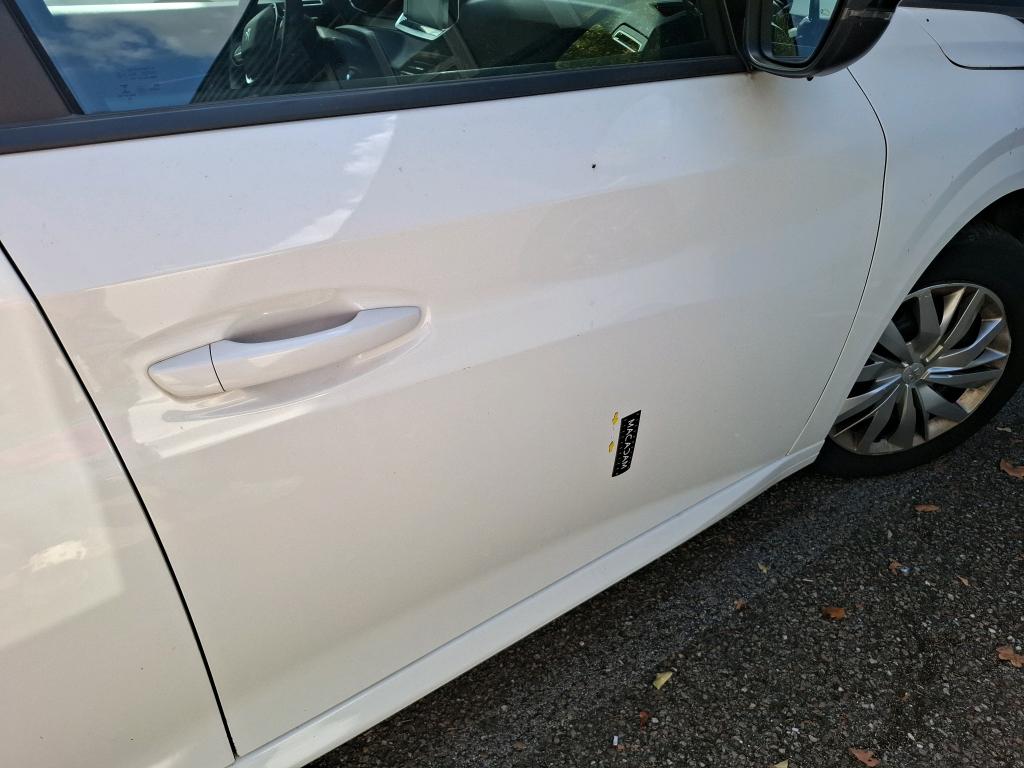 PEUGEOT 208 BlueHDi 100 S&S BVM6 Active 2022
