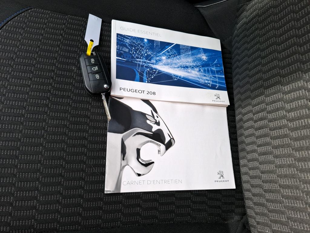 PEUGEOT 208 PureTech 82ch S&S BVM5 Signature 2019