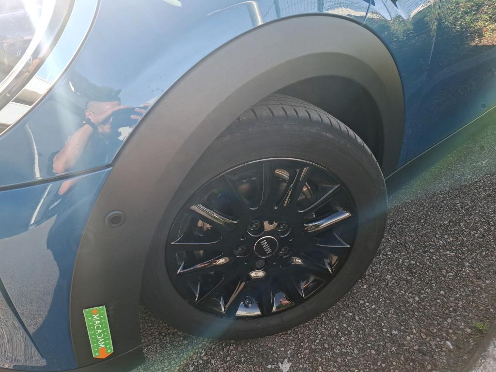 MINI HATCH 3 Portes Cooper 136 ch BVA7 Edition Camden 2023