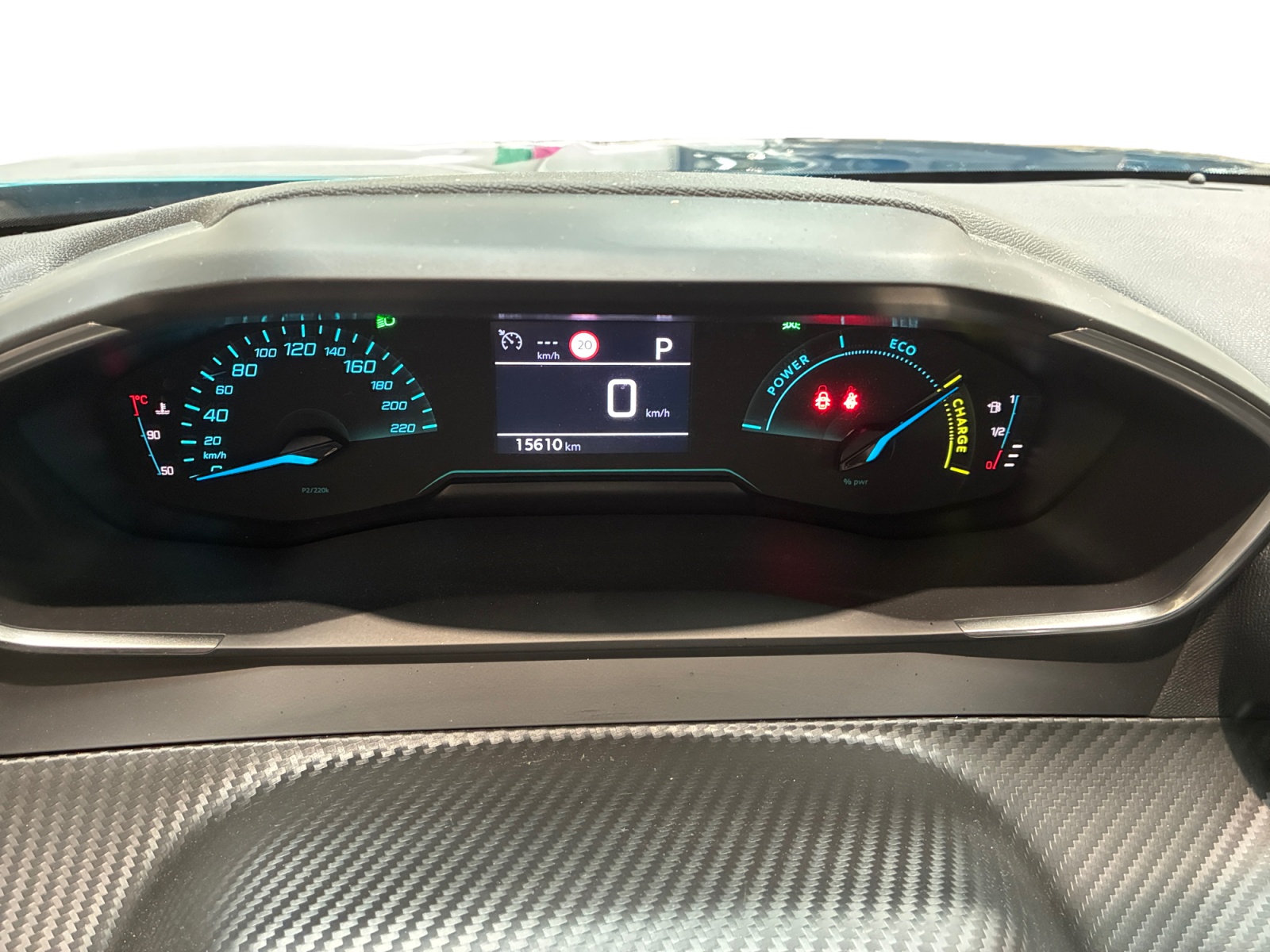 PEUGEOT 2008 Hybrid 136 e-DCS6 2025
