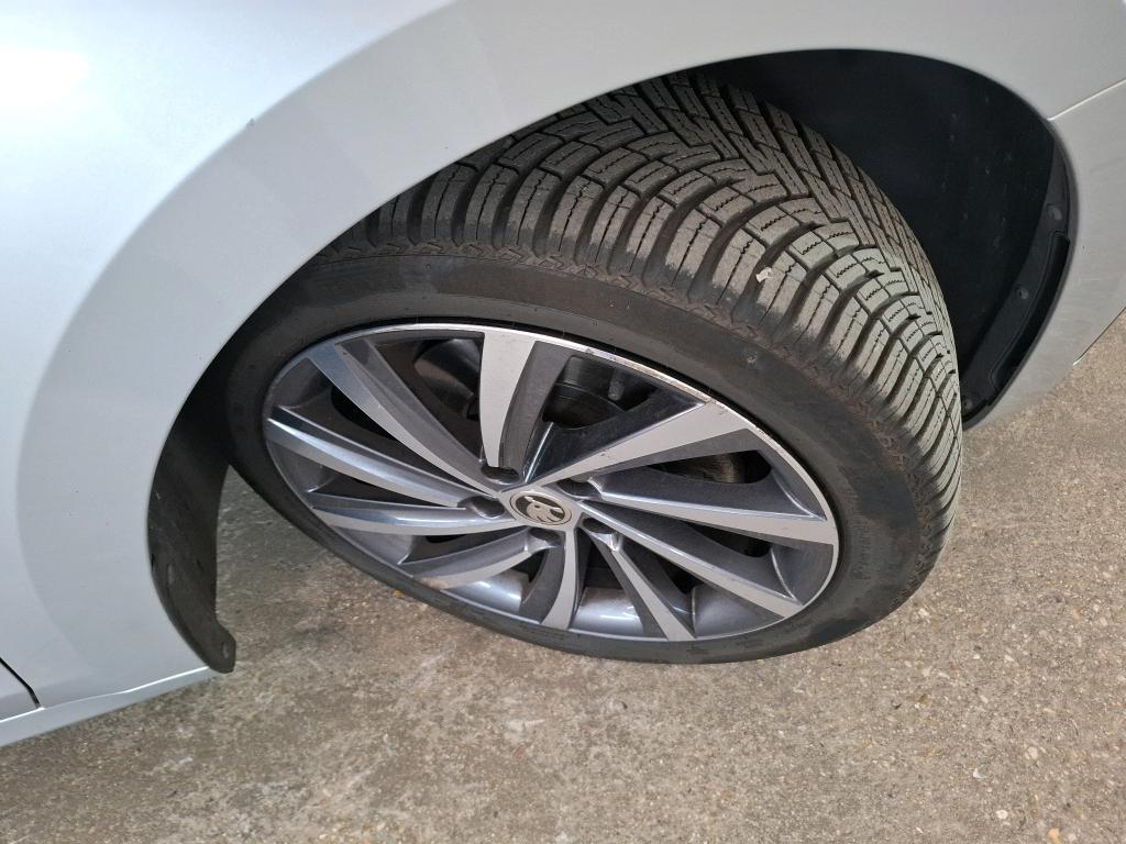 SKODA OCTAVIA COMBI 1.4 TSI PHEV iV 204 ch DSG6e Style 2022