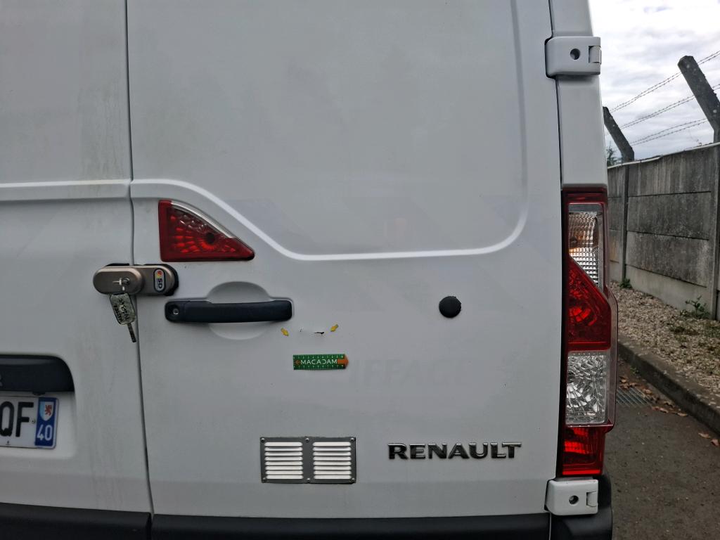 RENAULT MASTER FOURGON FGN TRAC F3300 L2H2 DCI 135 GRAND CONFORT 2021