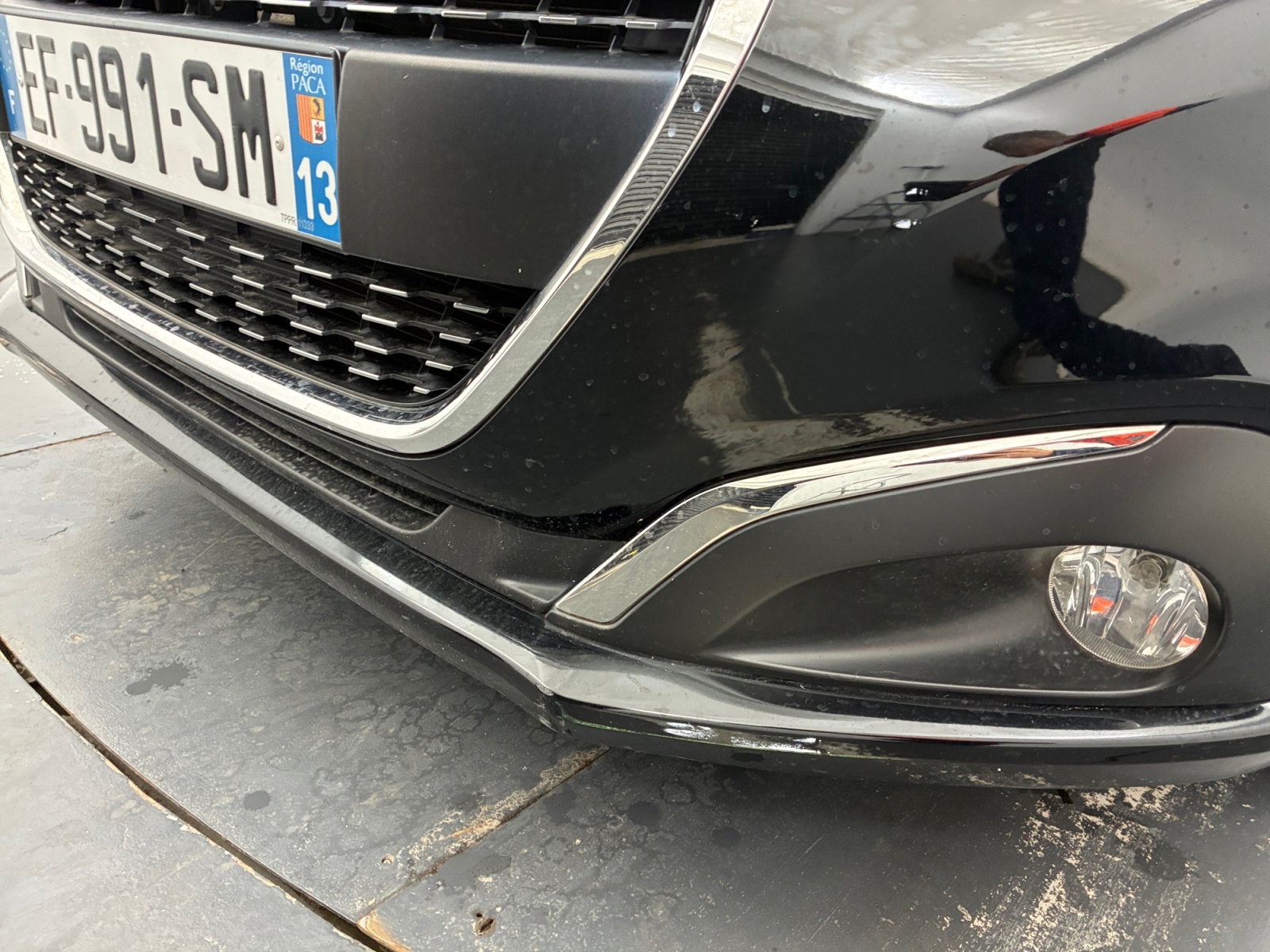 PEUGEOT 208 1.6 BlueHDi 100ch BVM5 Allure Allure 2016