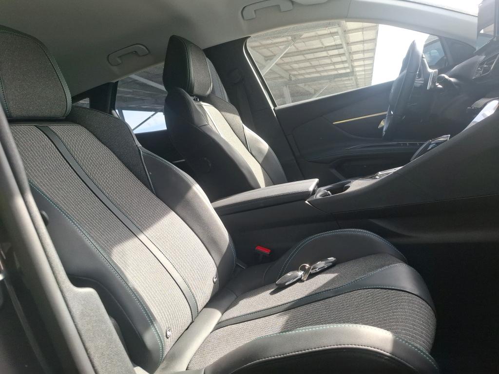 PEUGEOT 3008 Hybrid 225 e-EAT8 Allure Pack 2022