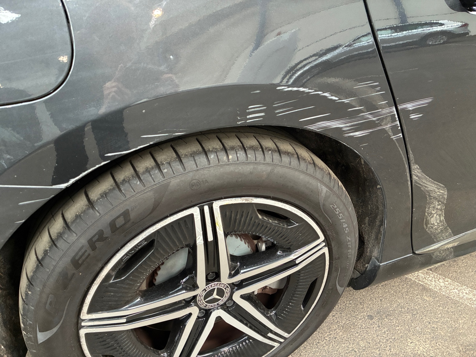 MERCEDES EQE 350 AMG Line 2023