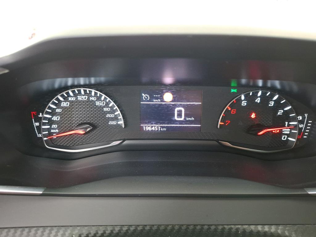 PEUGEOT 208) 208 BlueHDi 100 S&S BVM6 Active Pack 2022