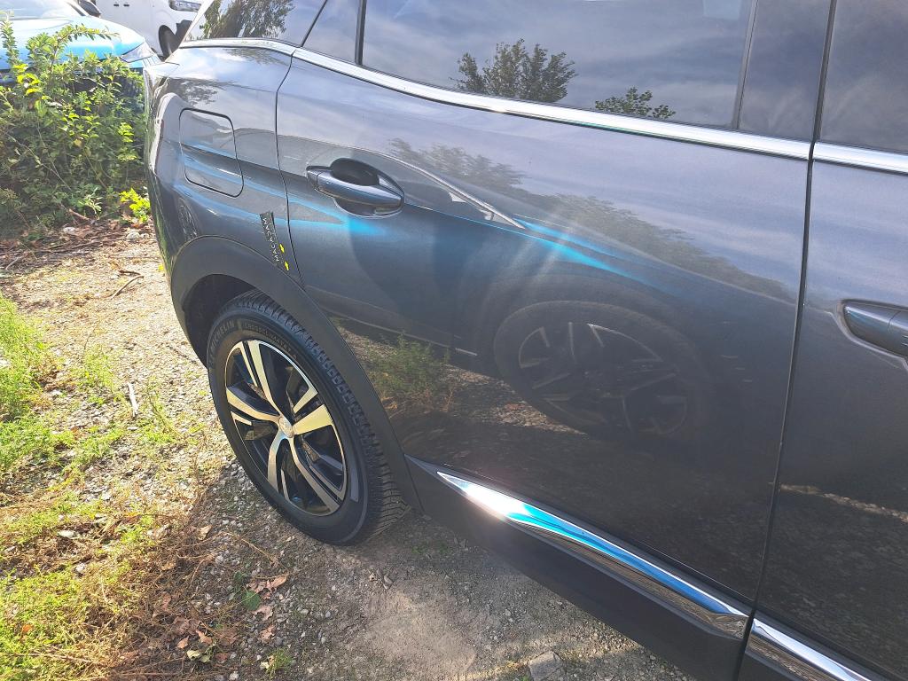 PEUGEOT 3008 Hybrid 225 e-EAT8 GT 2022