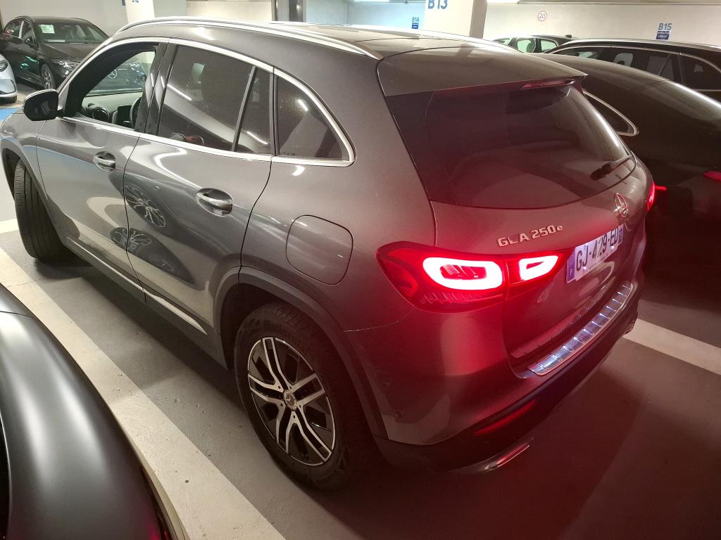 MERCEDES GLA II 250 e 8G-DCT Progressive Line 2022