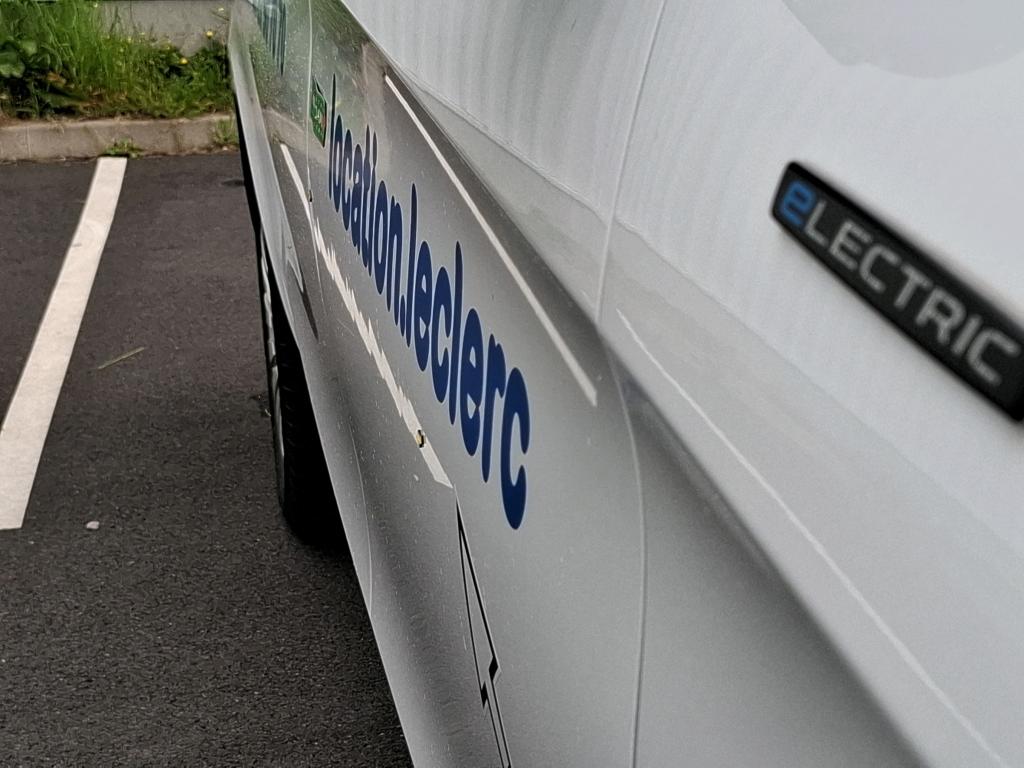 MERCEDES VITO FOURGON EVITO 60 KWH EXTRA LONG FWD - 2024