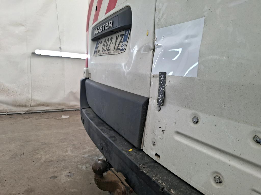 RENAULT MASTER FOURGON FGN L2H2 3.5t 2.3 dCi 130 E6 GRAND CONFORT 2017