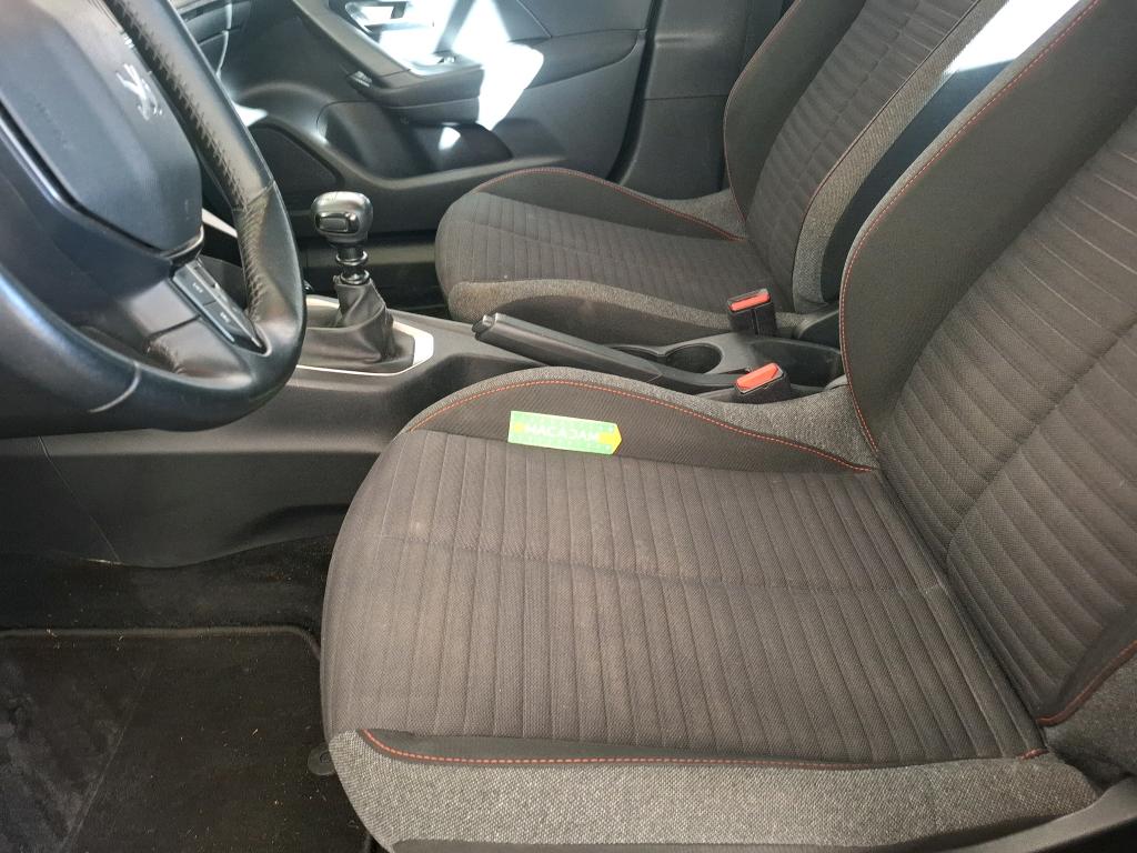 PEUGEOT 2008 BlueHDi 110 S&S BVM6 Active Pack 2022