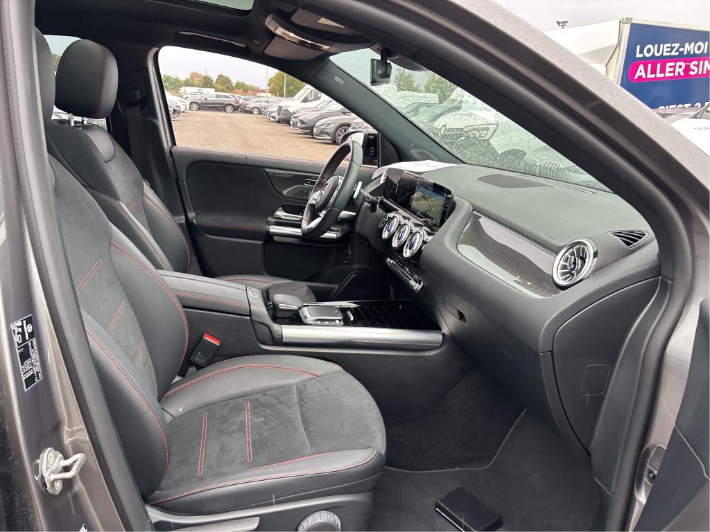 MERCEDES-BENZ MERCEDES GLA II 200 7G-DCT AMG Line 2022