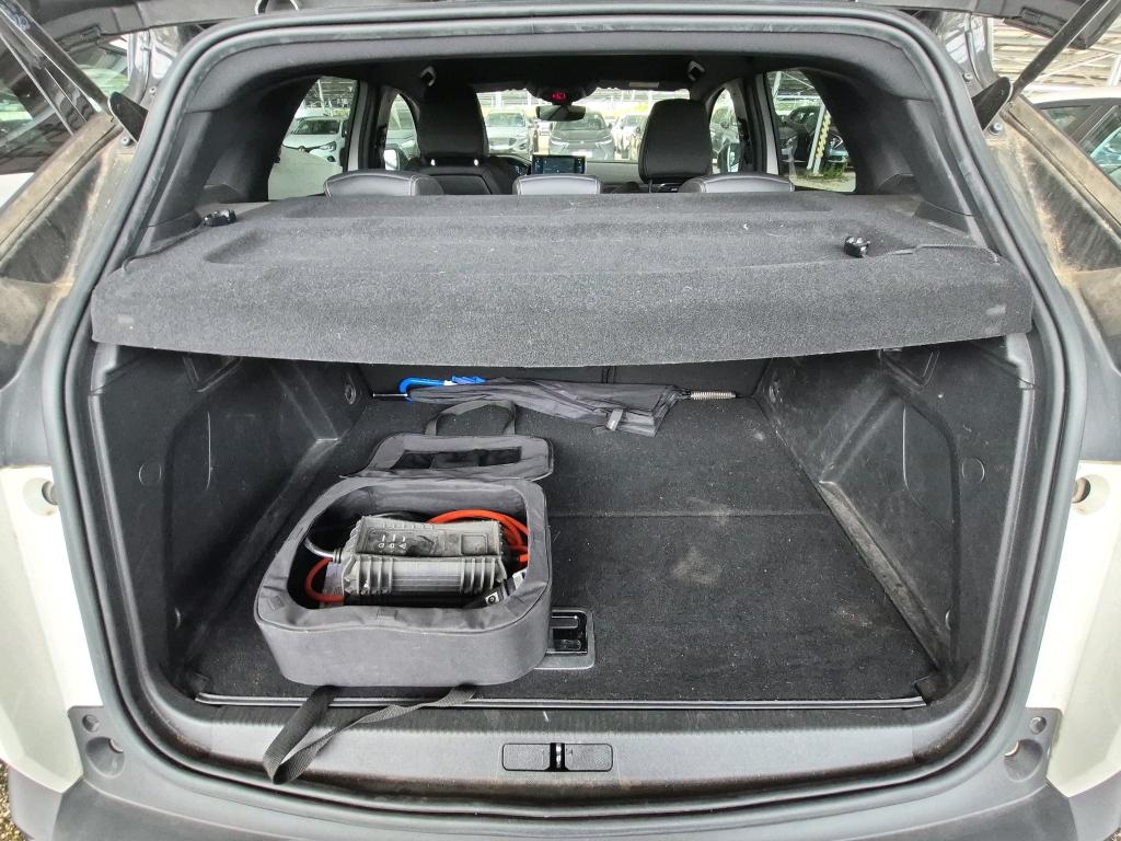 PEUGEOT 3008 Hybrid 225 e-EAT8 GT 2021