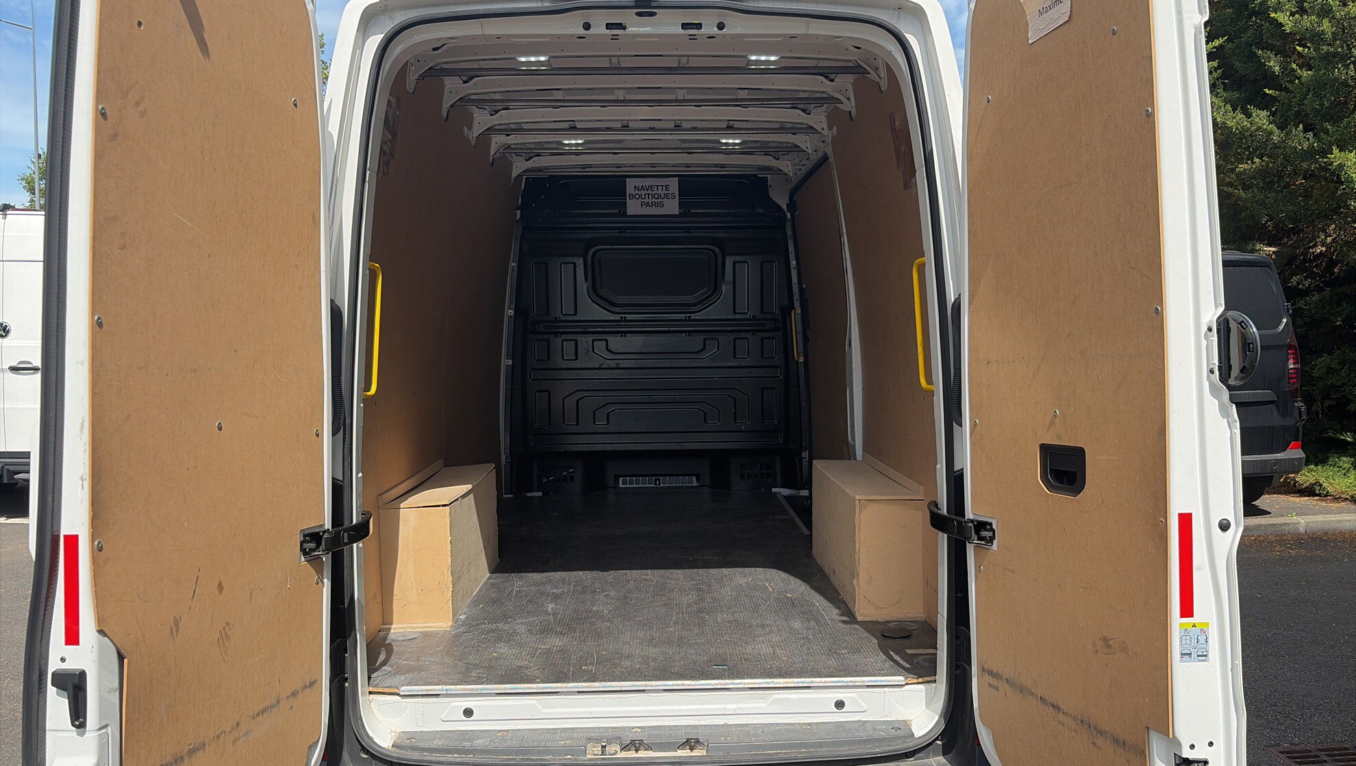VOLKSWAGEN CRAFTER FOURGON VAN e-CRAFTER 35 L3H3 136 CH BVA - 2023