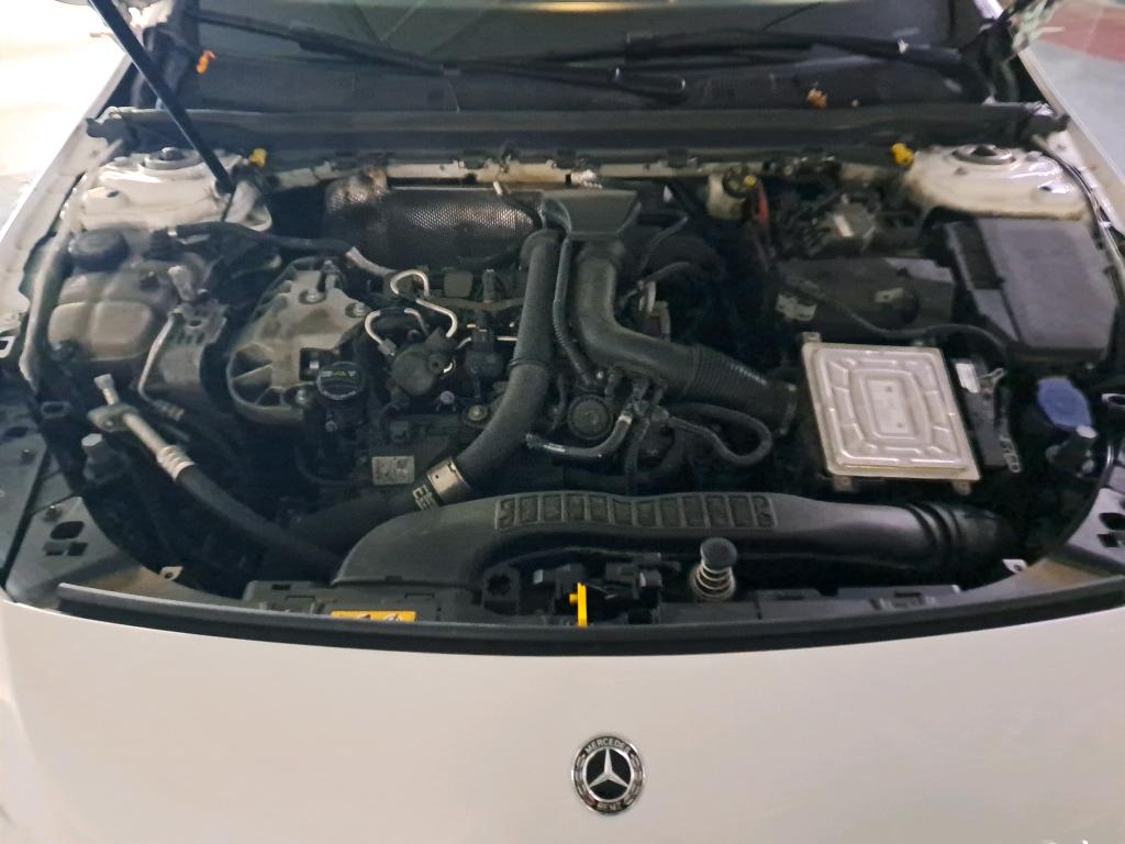 MERCEDES CLASSE A 200 7G-DCT AMG Line 2018