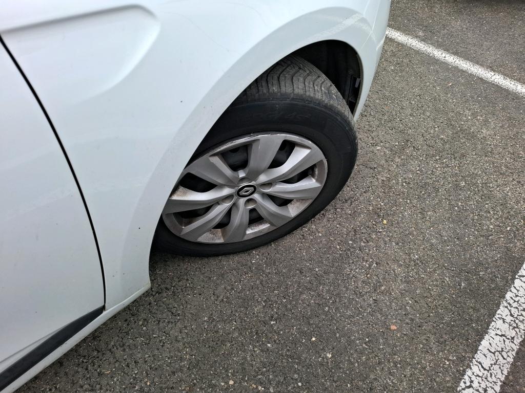 RENAULT CLIO SOCIETE BLUE DCI 100 - 21N AIR NAV 2022