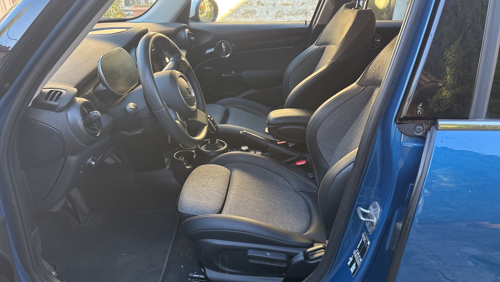 MINI HATCH 5 Portes Cooper 136 ch BVA7 Essential 2023