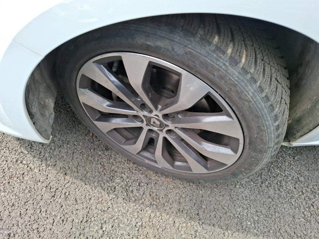 RENAULT MÉGANE MEGANE IV Berline TCe 140 EDC Techno 2023