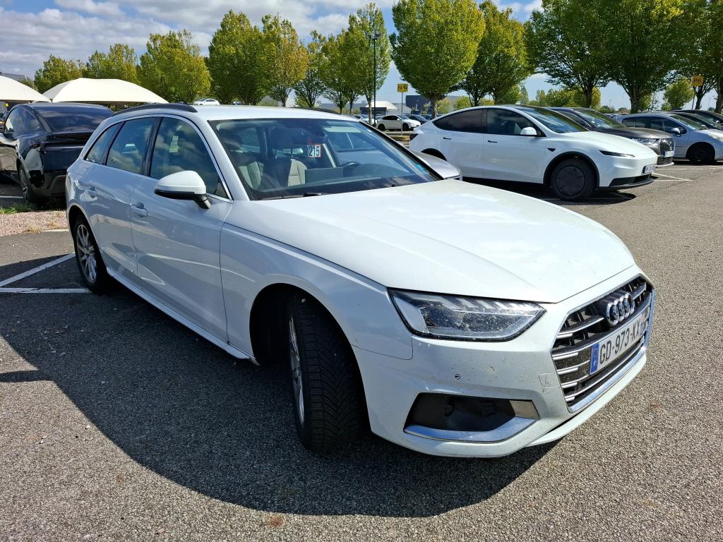 AUDI A4 AVANT 40 TFSI 204 S tronic 7 Business Line 2021