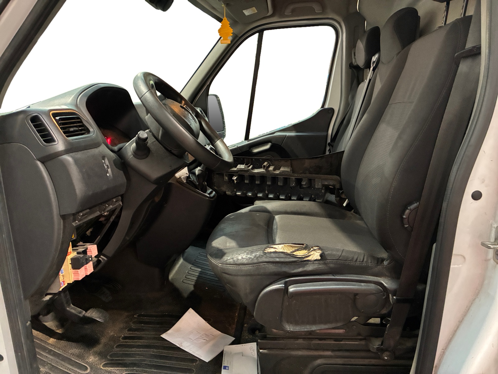 RENAULT MASTER FGN TRAC F3500 L2H2 DCI 135 GRAND CONFORT 2020