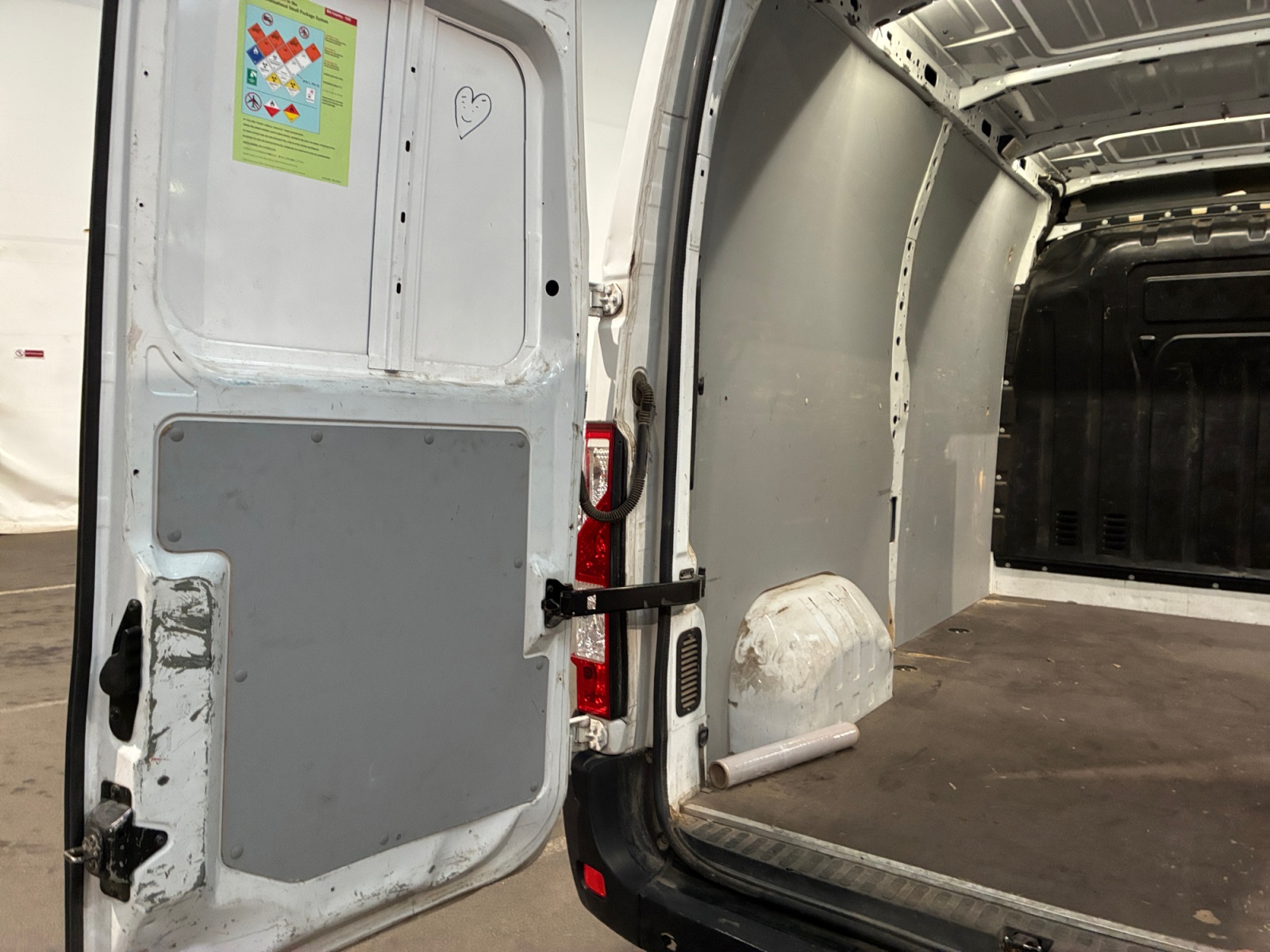 RENAULT MASTER FGN TRAC F3500 L2H2 DCI 135 GRAND CONFORT 2020
