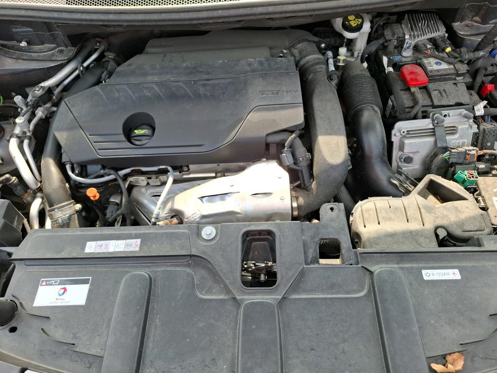 PEUGEOT 3008 Hybrid 225 e-EAT8 Allure Pack 2023