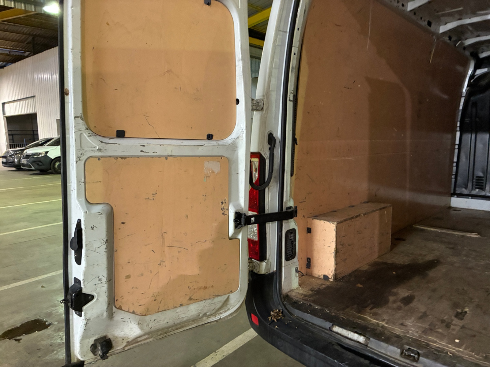 RENAULT MASTER FGN L3H2 3.5t 2.3 dCi 130 E6 GRAND CONFORT 2017