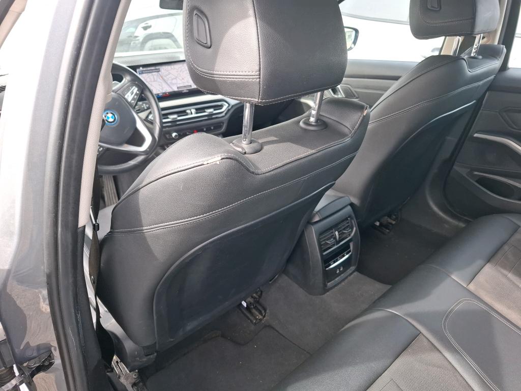 BMW SERIE 3 TOURING G21 LCI 320e 204 ch BVA8 Business Design 2023