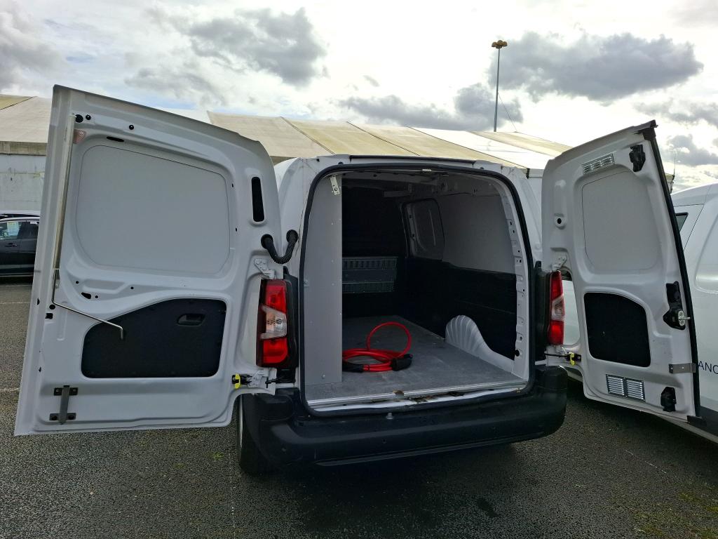 PEUGEOT PARTNER FGN FOURGON E-PARTNER XL 750 KG 136 CH BATTERIE 50 KWH - 2023