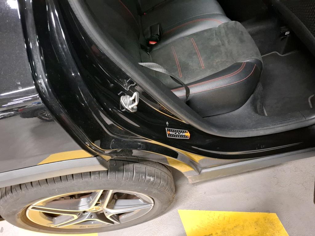 MERCEDES-BENZ GLA 200 d 8G-DCT AMG Line 2021