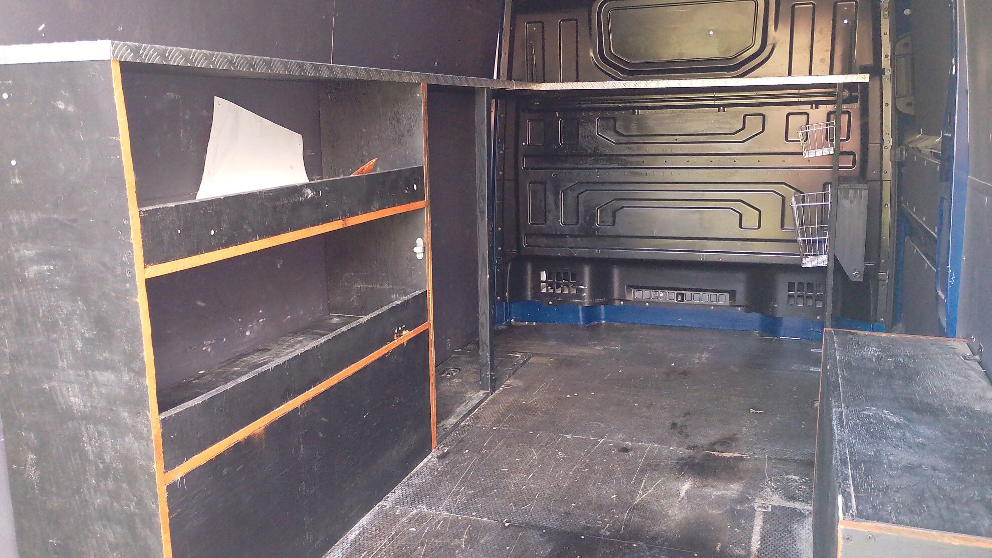 VOLKSWAGEN CRAFTER FOURGON VAN 35 L3H3 2.0 TDI 140 CH BUSINESS 2021