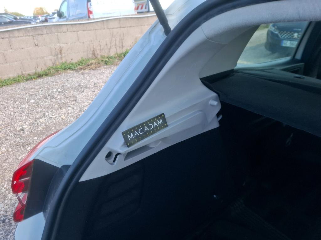 RENAULT CLIO SOCIETE BLUE DCI 100 - 21N AIR NAV 2022