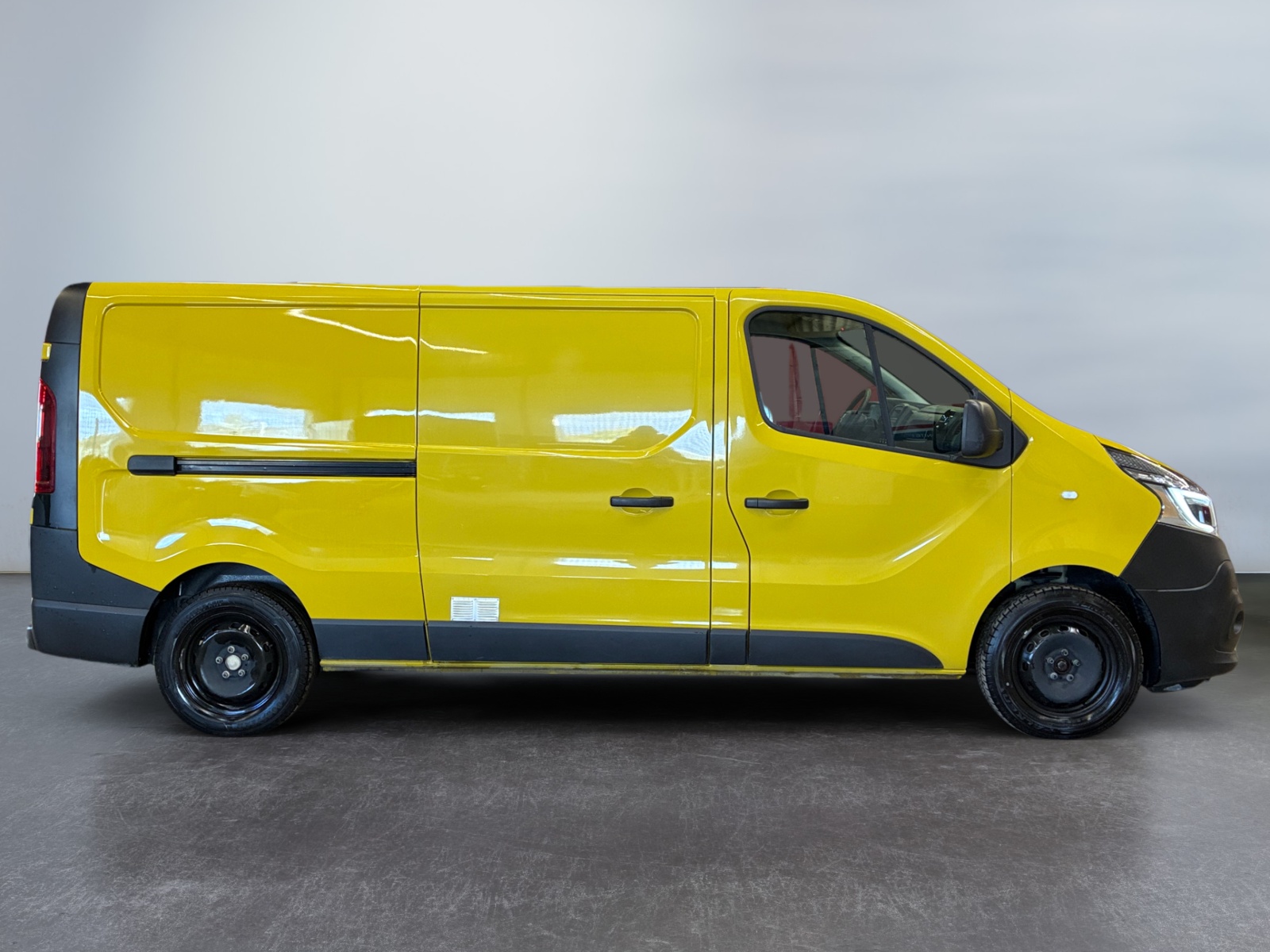 RENAULT TRAFIC FGN L2H1 1300 KG DCI 120 GRAND CONFORT 2021