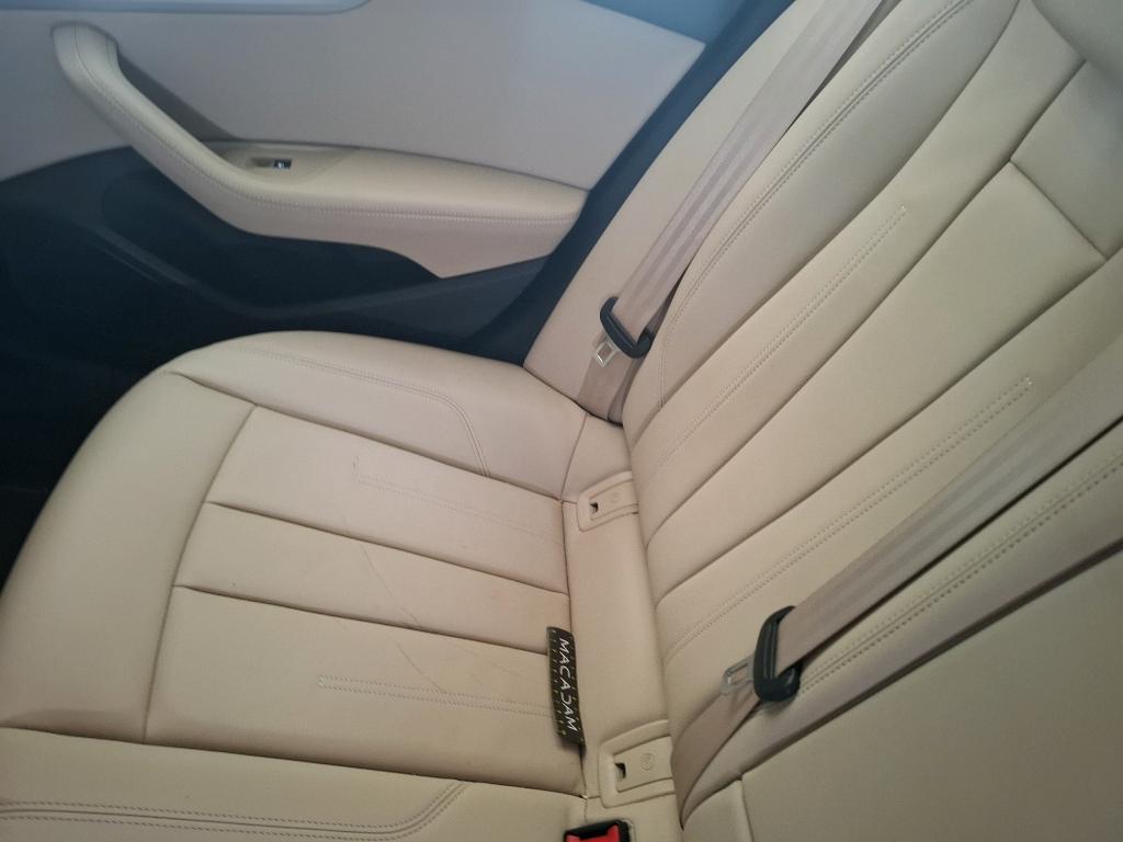 AUDI A4 AVANT 35 TFSI 150 S tronic 7 Business Line 2021