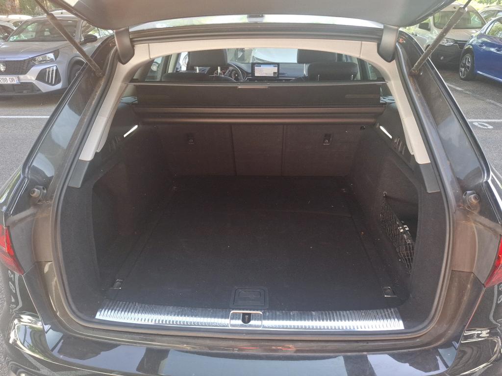 AUDI A4 AVANT 30 TDI 136 S tronic 7 Business Line 2021