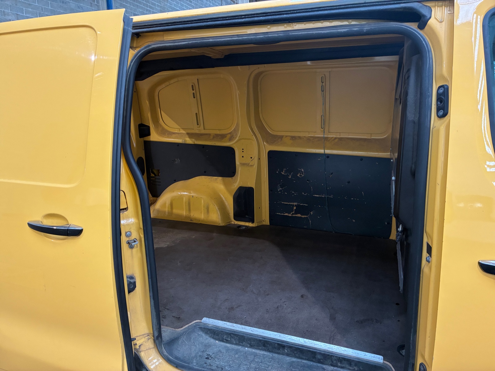 CITROEN JUMPY FGN M BLUEHDI 100 S&S BVM6 CONTROL 2021