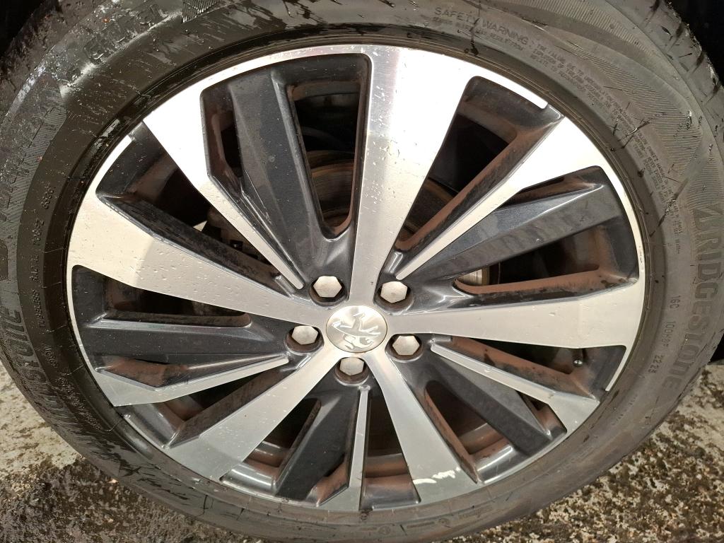 PEUGEOT 3008 2.0 BlueHDi 180ch S&S EAT6 GT 2017