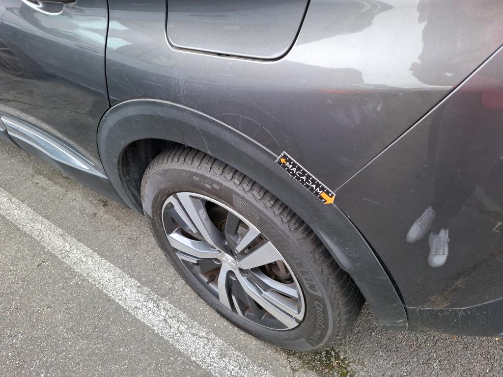 PEUGEOT 3008 Hybrid 225 e-EAT8 Allure 2021