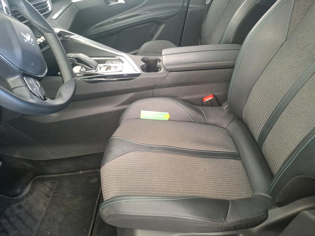 PEUGEOT 3008 Hybrid 225 e-EAT8 Allure Pack 2022