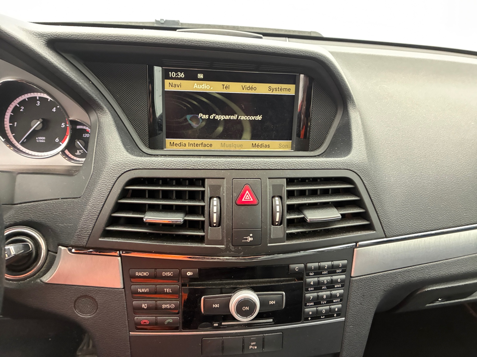 MERCEDES Classe E Coupé 350 CDI BlueEfficiency Executive A 2011