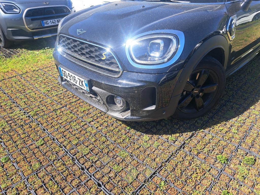 MINI COUNTRYMAN F60 LCI 125 - 95 ch ALL4 BVA6 Cooper SE Edition Premium Plus 2025