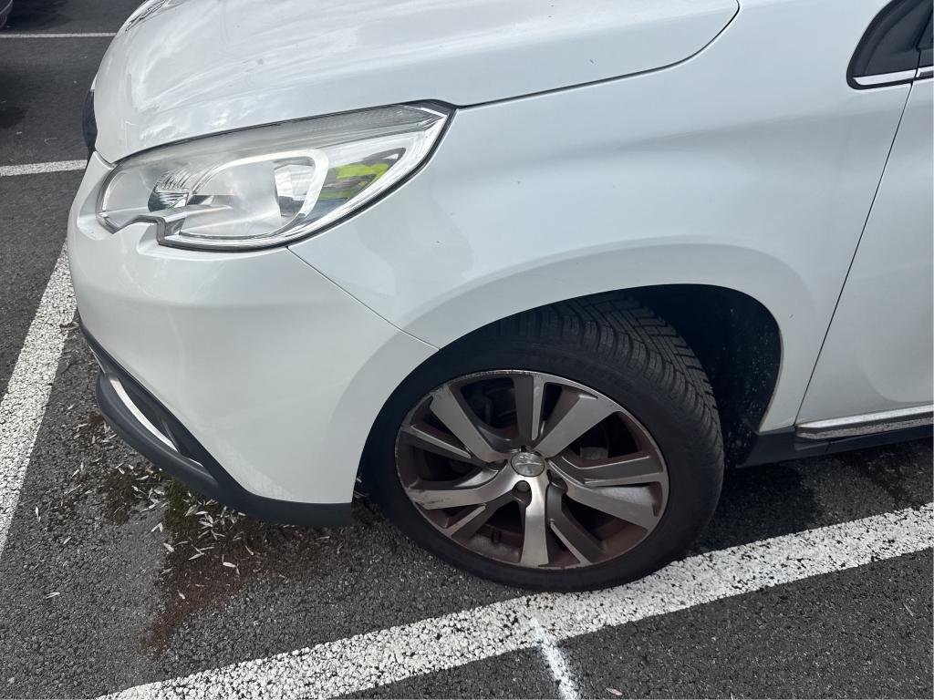 PEUGEOT 2008 1.6 BlueHDi 120ch S&S BVM6 Allure 2015