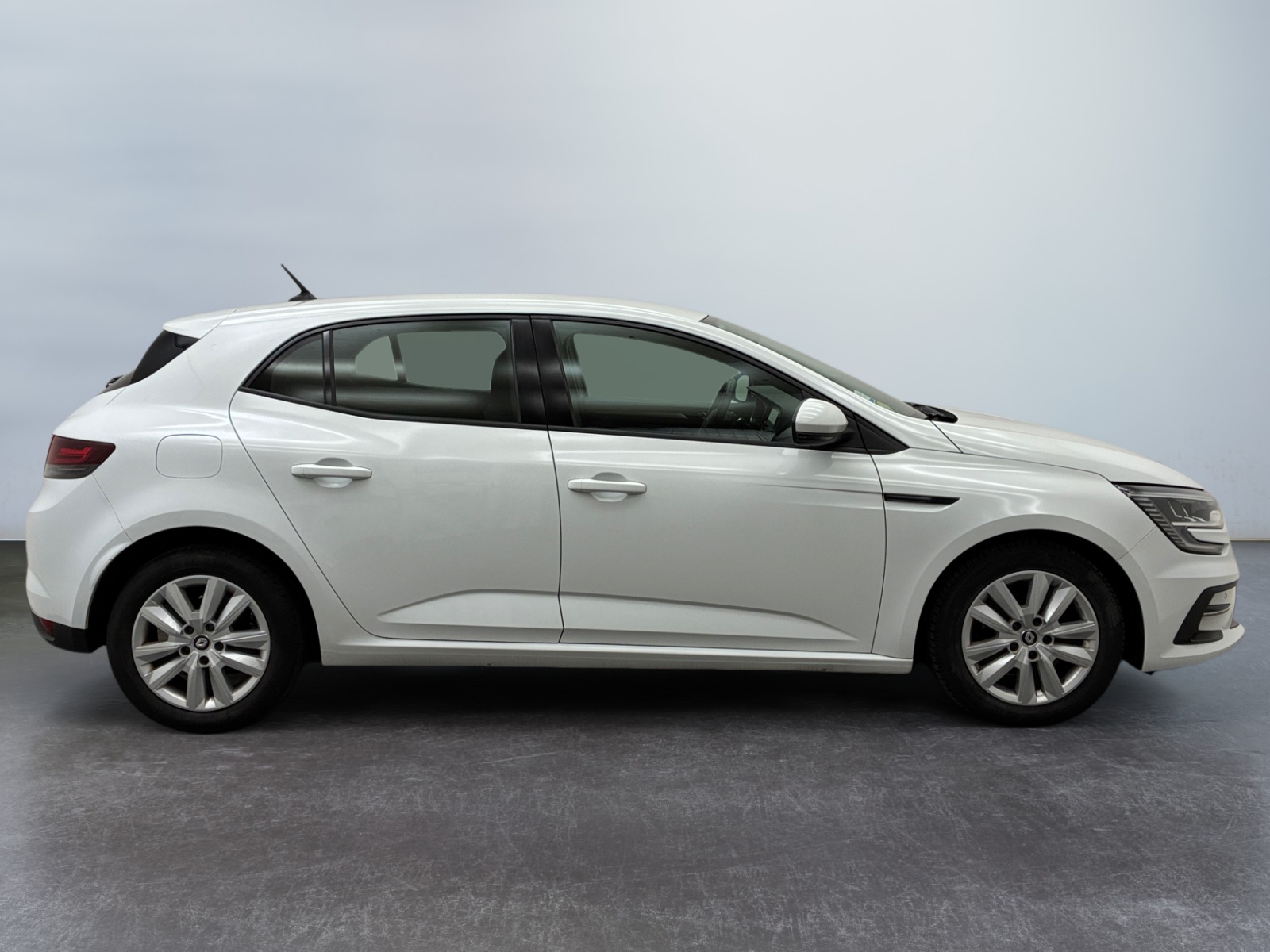 RENAULT MEGANE SOCIETE IV BLUE DCI 115 AIR NAV 2022