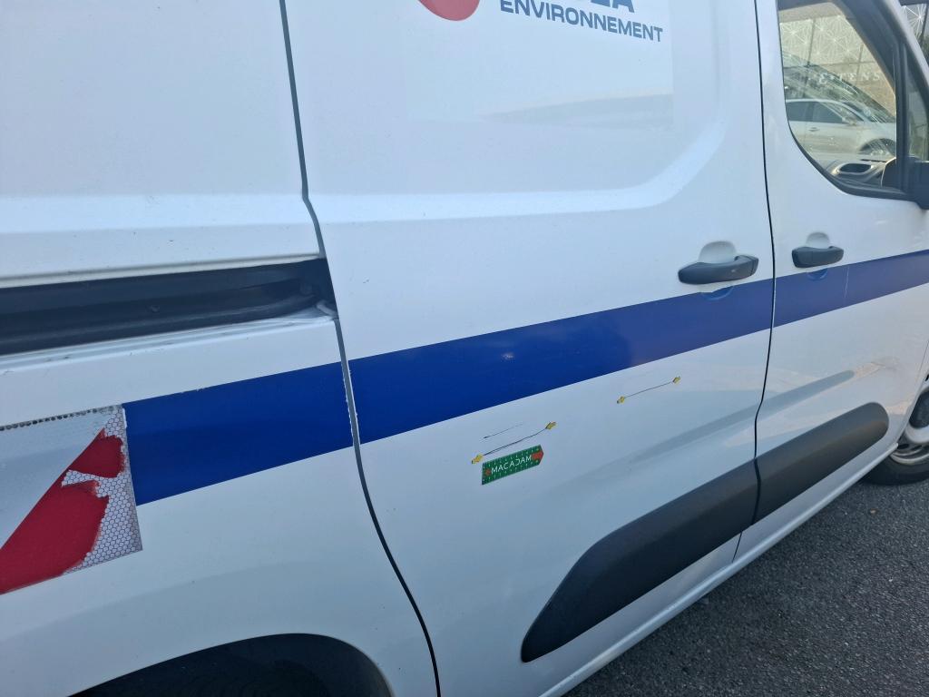 PEUGEOT PARTNER FOURGON STANDARD 1000 KG BLUEHDI 100 S&S BVM5 ASPHALT 2021