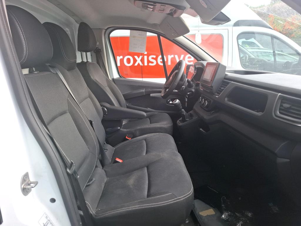 RENAULT TRAFIC FOURGON FGN L1H1 3000 KG BLUE DCI 130 GRAND CONFORT 2023