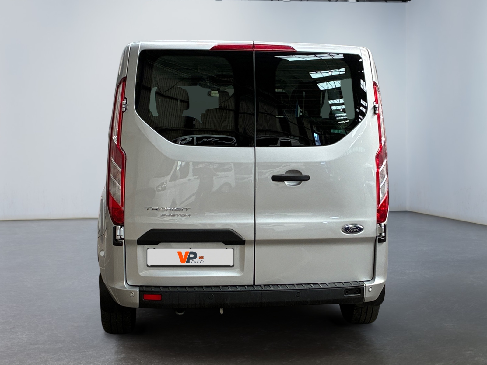 FORD TRANSIT Custom Kombi 320 L2H1 2.0 EcoBlue 130 Trend Business 2022