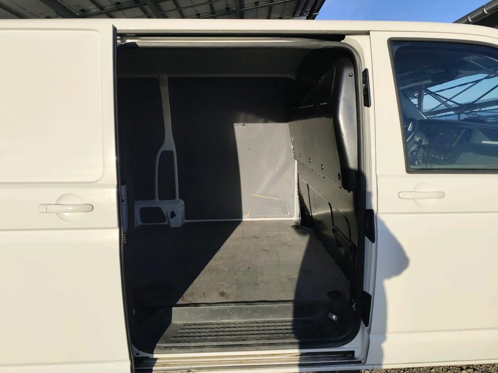 VOLKSWAGEN TRANSPORTER FOURGON 6.1 VAN L2H1 2.0 TDI 110 BVM5 BUSINESS LINE 2019