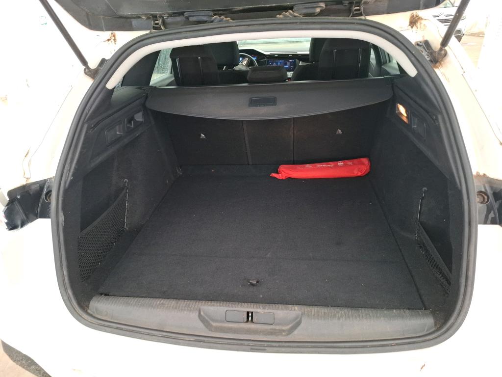 PEUGEOT 308 SW BlueHDi 130ch S&S EAT8 Active Pack 2023