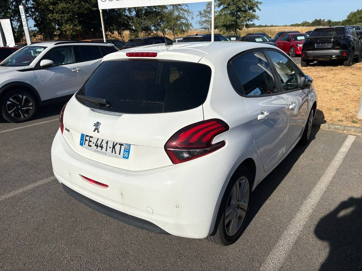 PEUGEOT 208 BlueHDi 100ch S&S BVM5 Signature Signature 2019