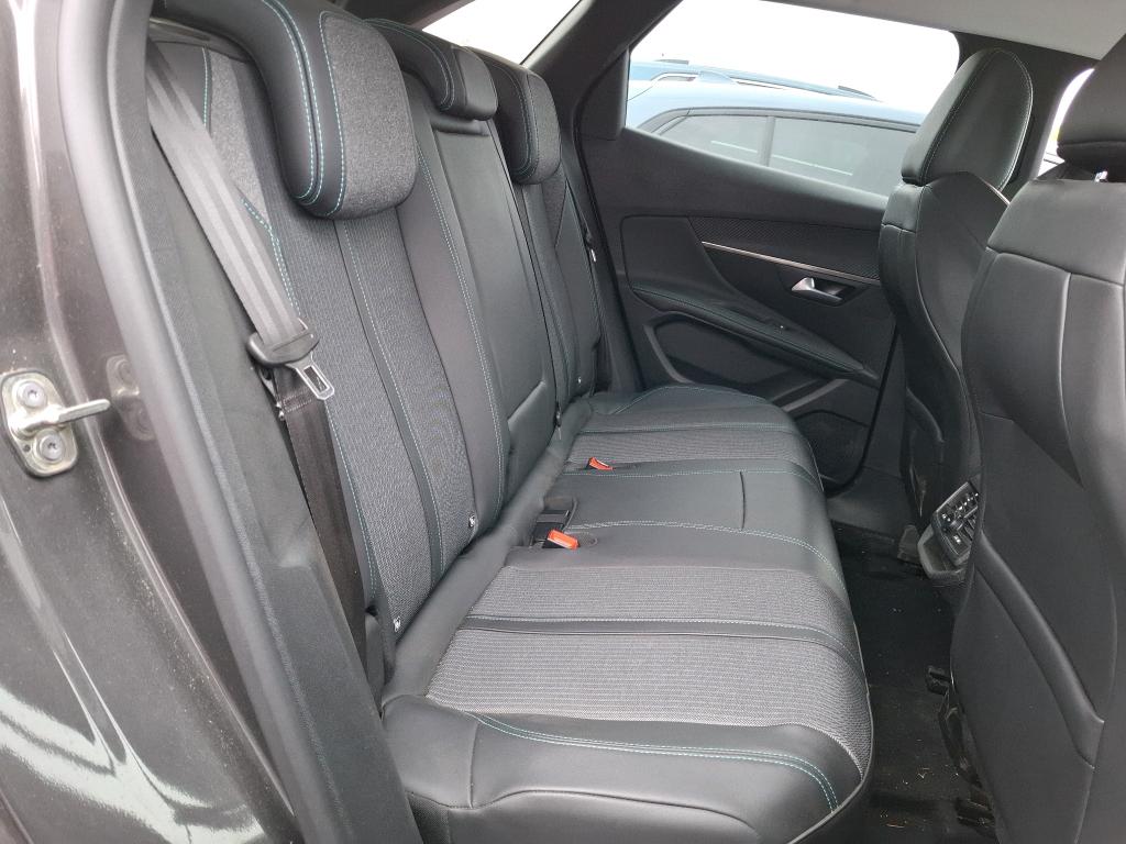 PEUGEOT 3008 Hybrid 225 e-EAT8 Allure 2021